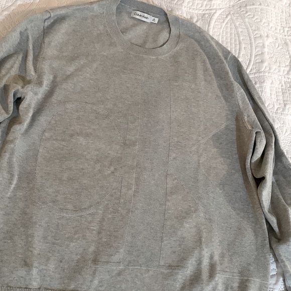Calvin Klein Sweater - Picture 2 of 7
